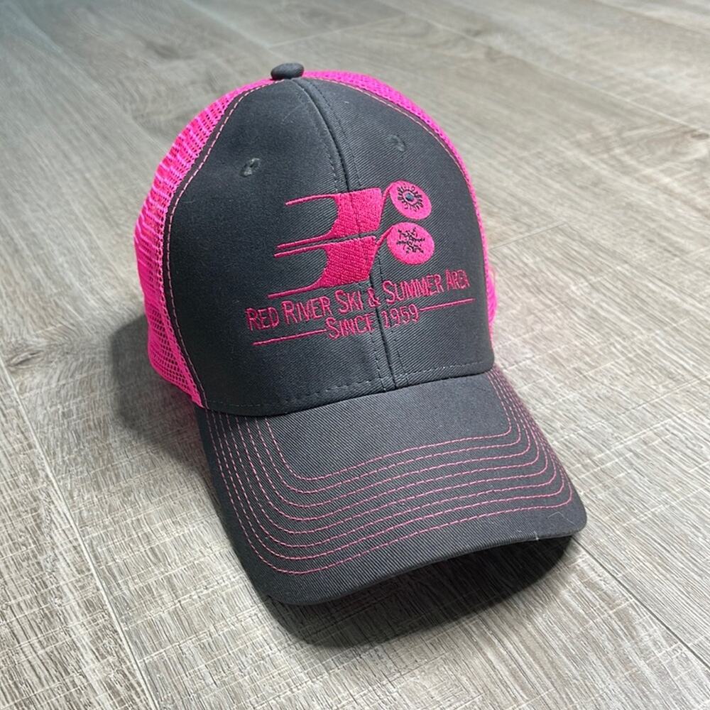 NWOT OURAY SPORTSWEAR Red River Ski Resort Pink Gray SnapBack Trucker Hat Womens